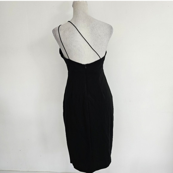 One shoulder dress - Picture 2 of 6